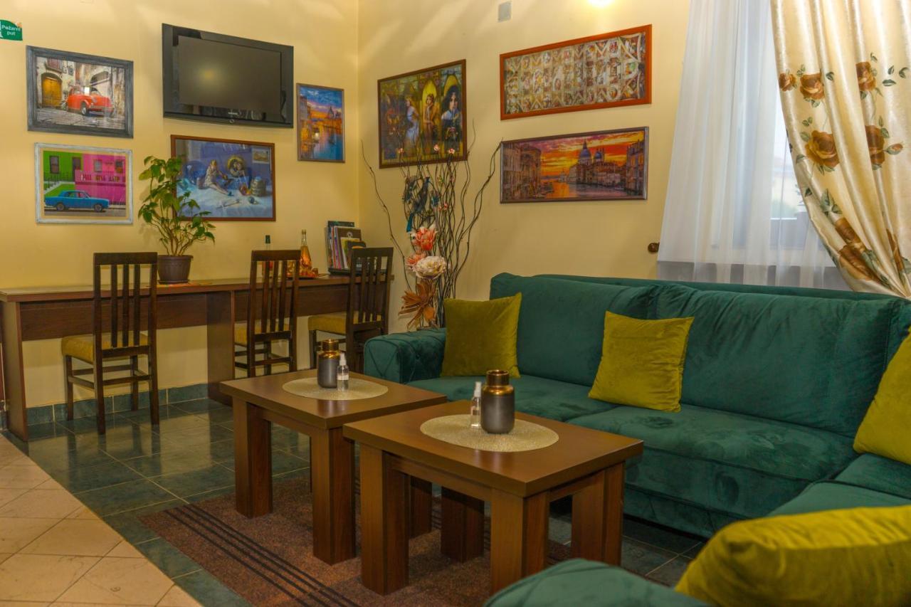 Garni Hotel City Крушевац Екстер'єр фото